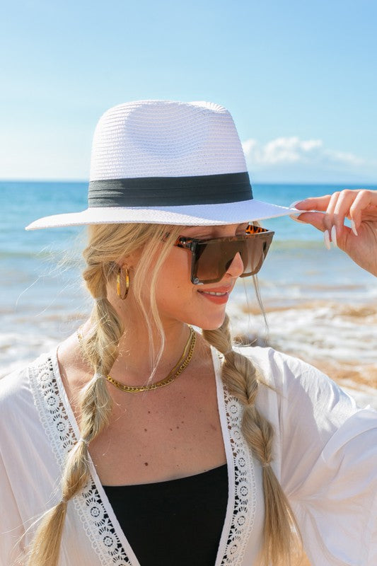 Regula Schwarz Geflochtener Fedora Strohhut für Damen | Sonnenhut mit schwarzem Band Sommer Strand - Einheitsgrösse