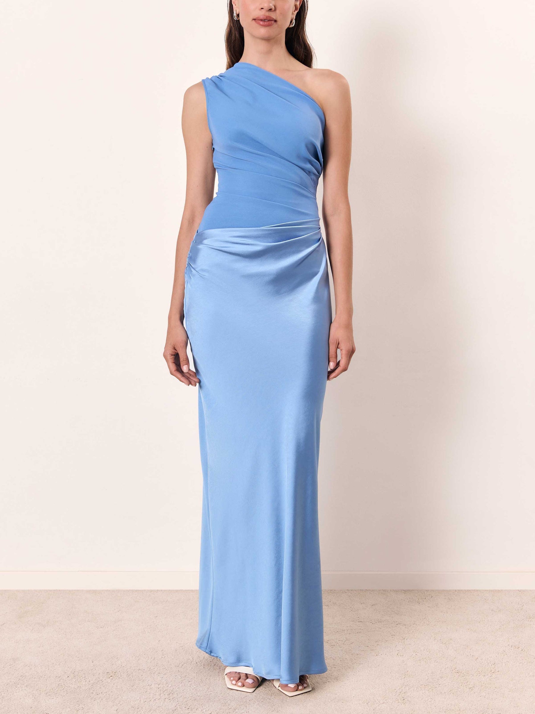Doris Braun One-Shoulder Plissiertes Satin Maxikleid für Damen | Figurbetonend Elegant - XS/S/M/L/XL/2XL/3XL