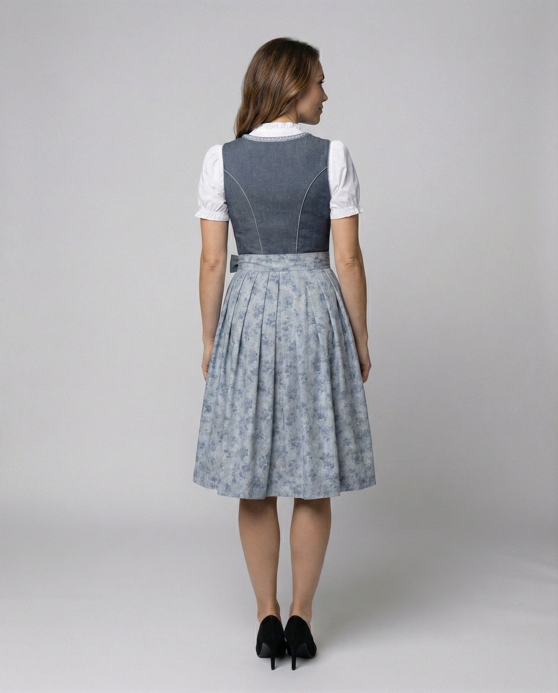 Vreni Blau Tailliertes Midi-Dirndl für Damen | Oktoberfest Trachtenkleid mit Schürze - XS/S/M/L/XL/2XL/3XL/4XL