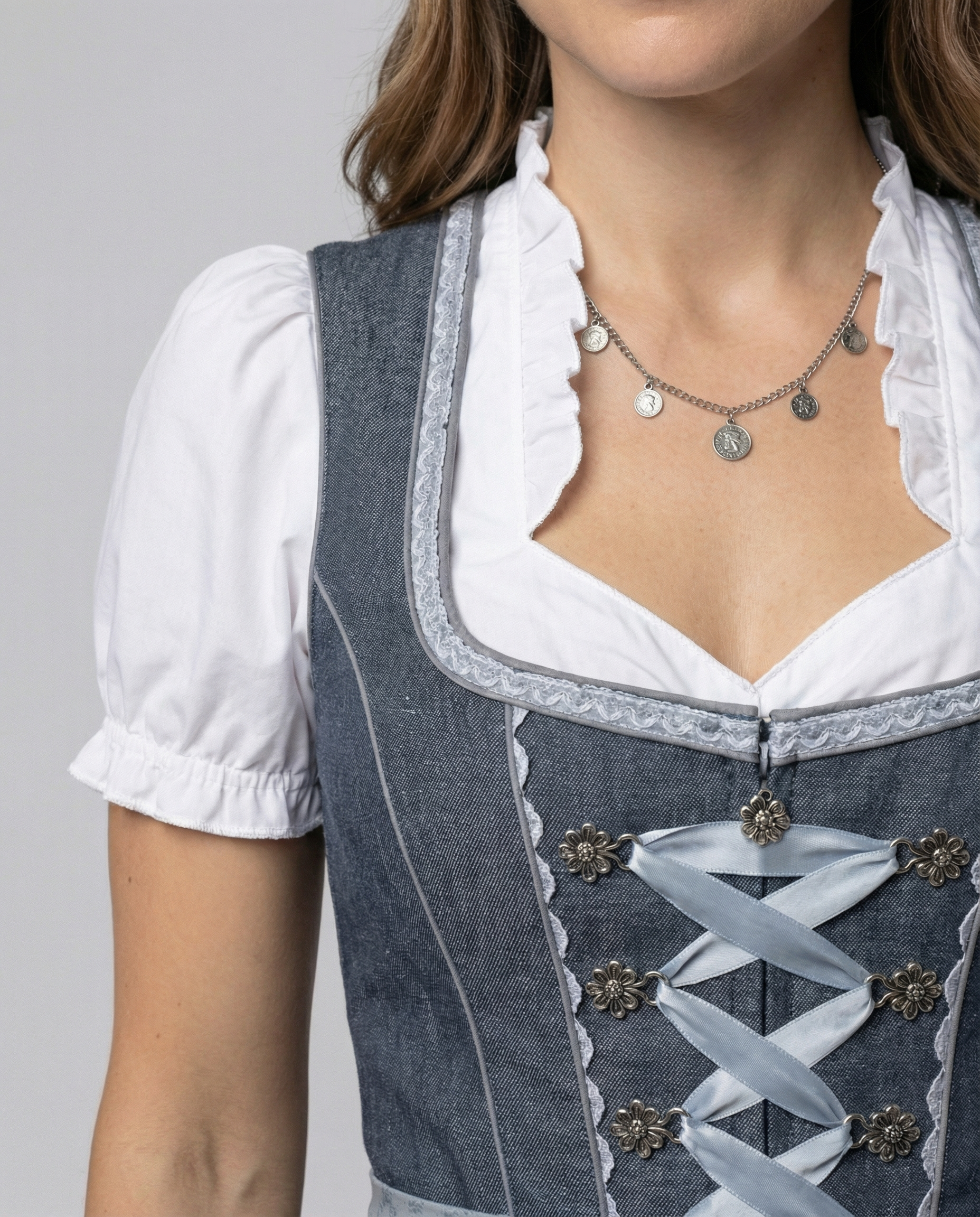 Vreni Blau Tailliertes Midi-Dirndl für Damen | Oktoberfest Trachtenkleid mit Schürze - XS/S/M/L/XL/2XL/3XL/4XL