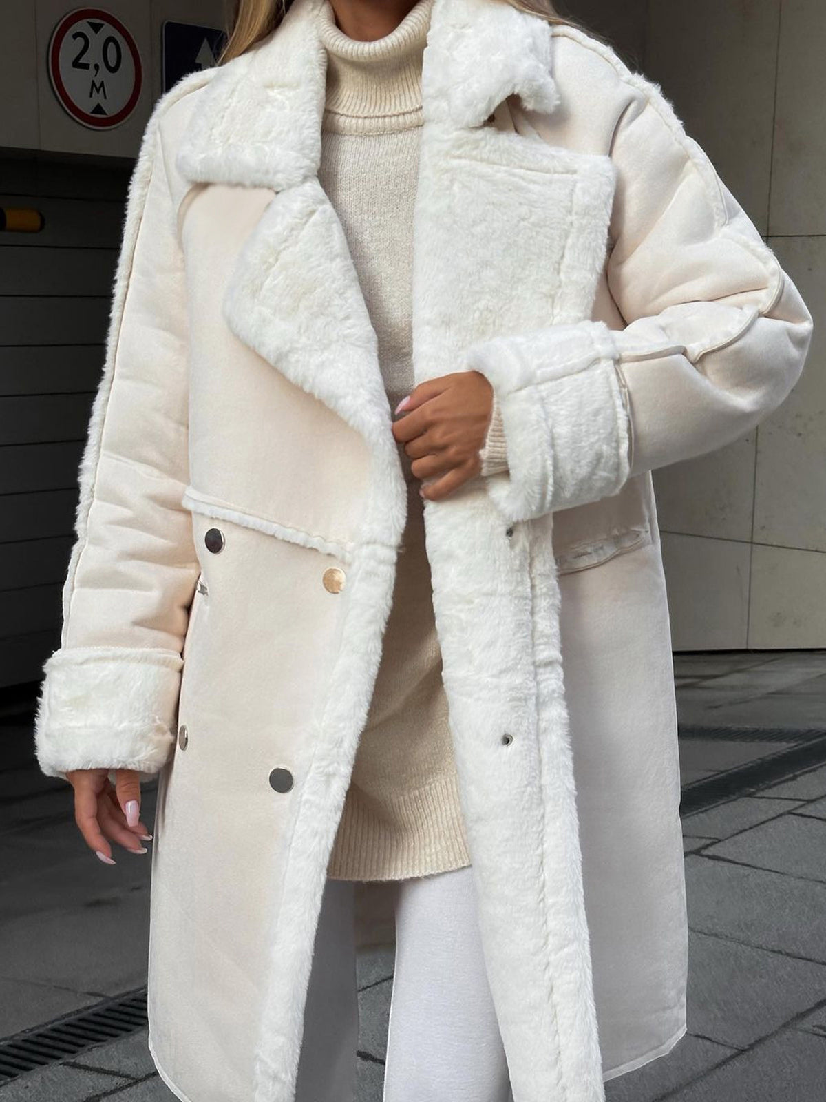 Leni Grau Oversized Longline Kunstfell-Mantel für Damen | Shearling-Optik Winter Stil - XS/S/M/L/XL