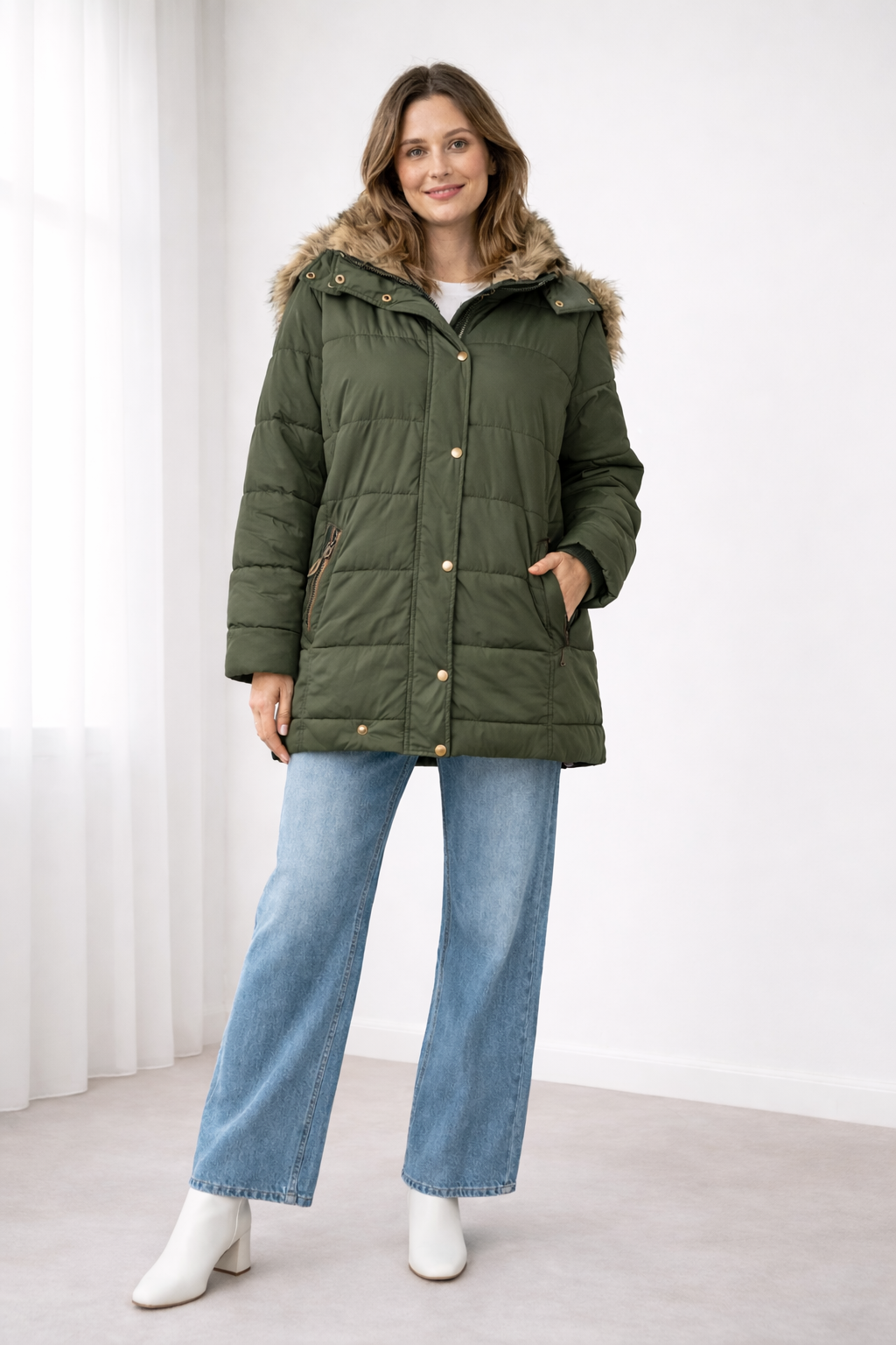 Waltraud Schwarz Gesteppte Oversized Winterjacke mit Kapuze für Damen | Kunstfell-Besatz Casual Winter - S/M/L/XL/2XL/3XL/4XL/5XL