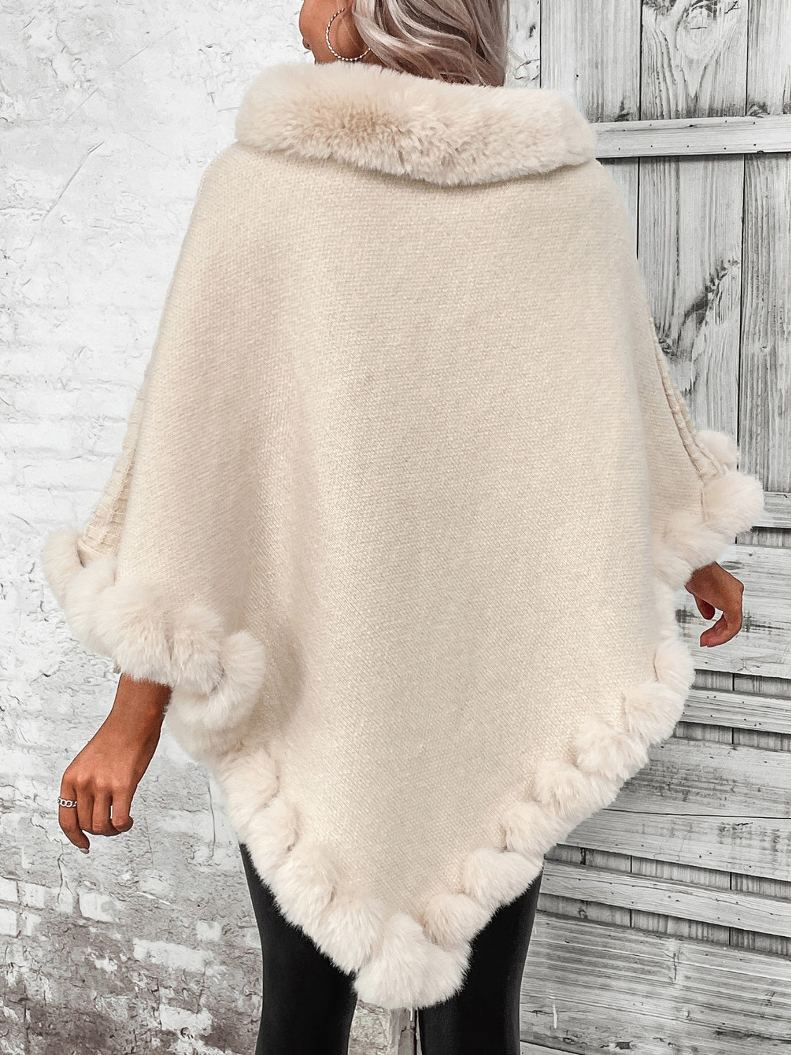 Damen Poncho mit Strukturmuster – Winterlicher Poncho für Damen in Einheitsgröße und Bequemlichkeit 1