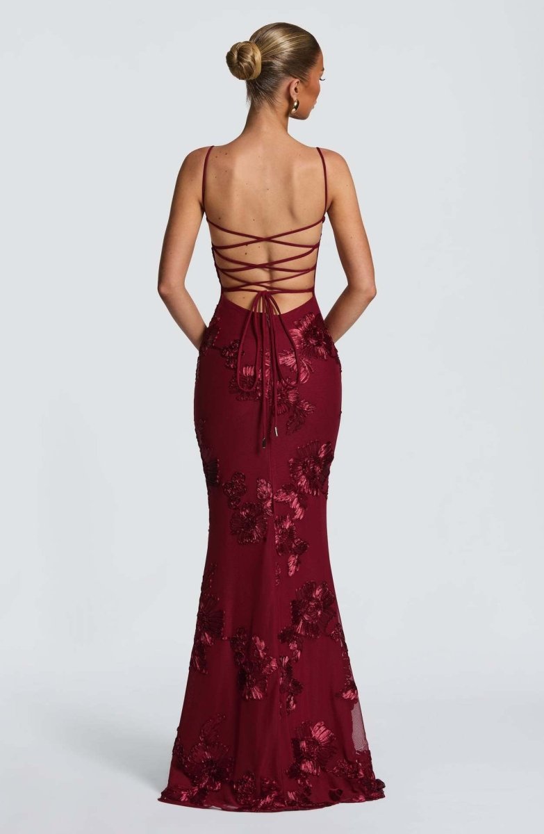 Fiona Figurbetontes Maxi Kleid | Spitze und Offener Rücken 6
