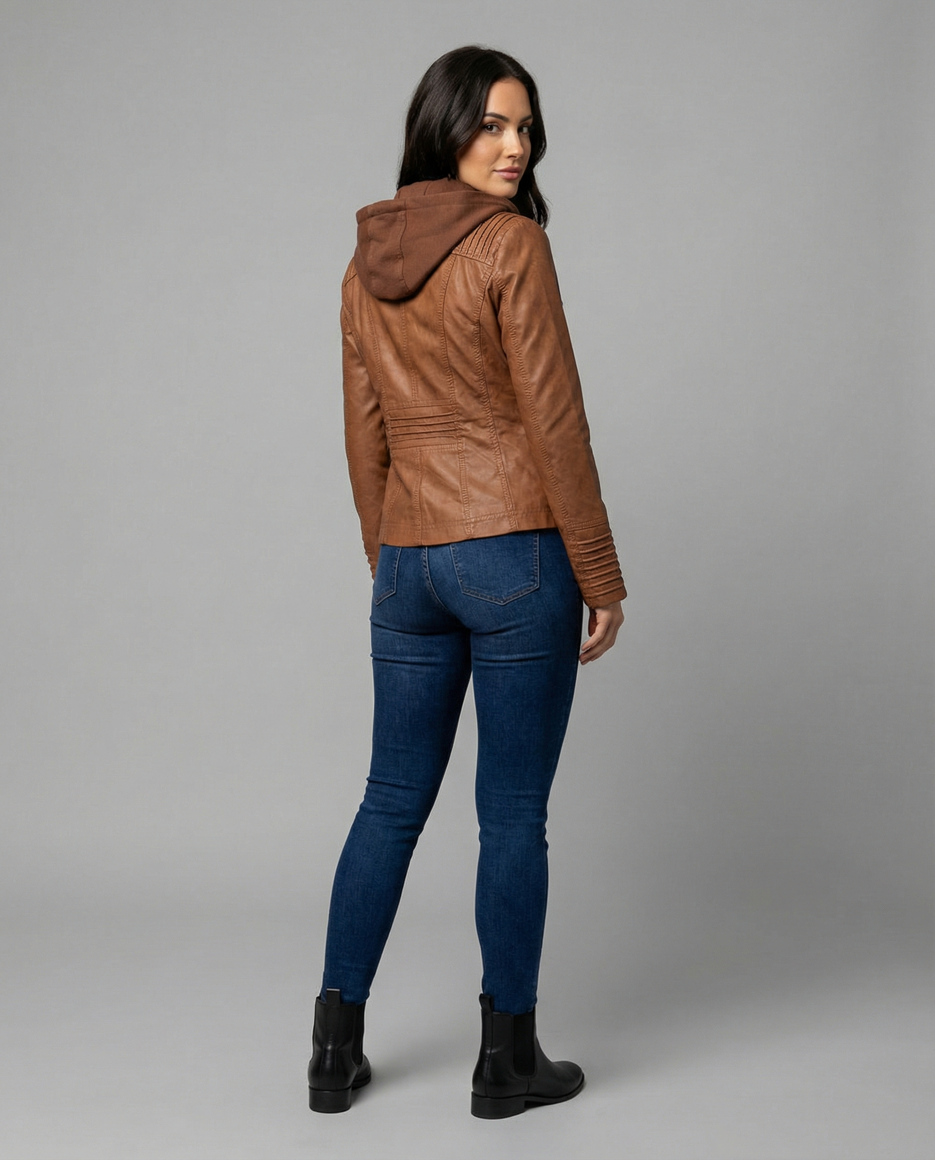 Monika Braun Kurze Leder-Optik Jacke mit Kapuze für Damen | Biker Stil Casual Herbst - S/M/L/XL/2XL/3XL
