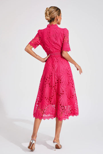 Pia Damen Midi Kleid | Spitzenmuster, Strukturierte Silhouette 0