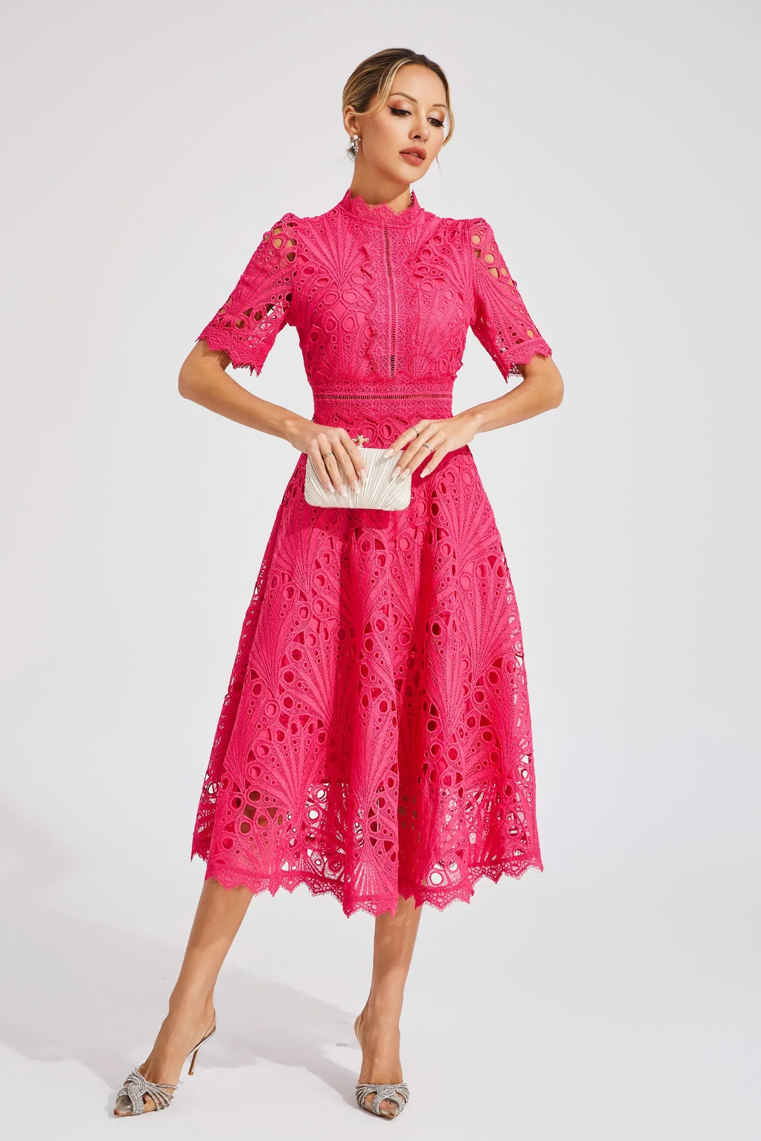 Pia Damen Midi Kleid | Spitzenmuster, Strukturierte Silhouette 3
