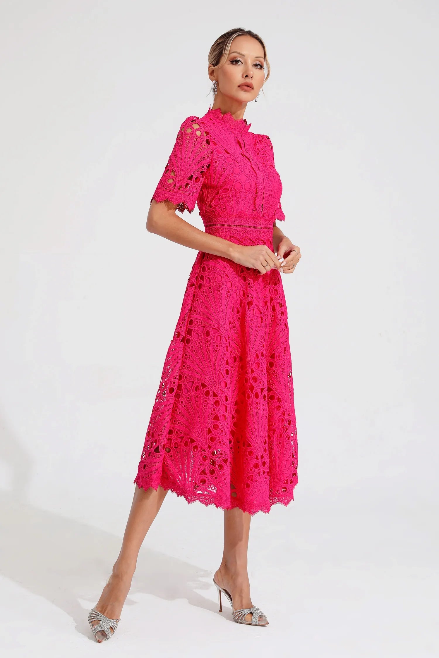 Pia Damen Midi Kleid | Spitzenmuster, Strukturierte Silhouette 7