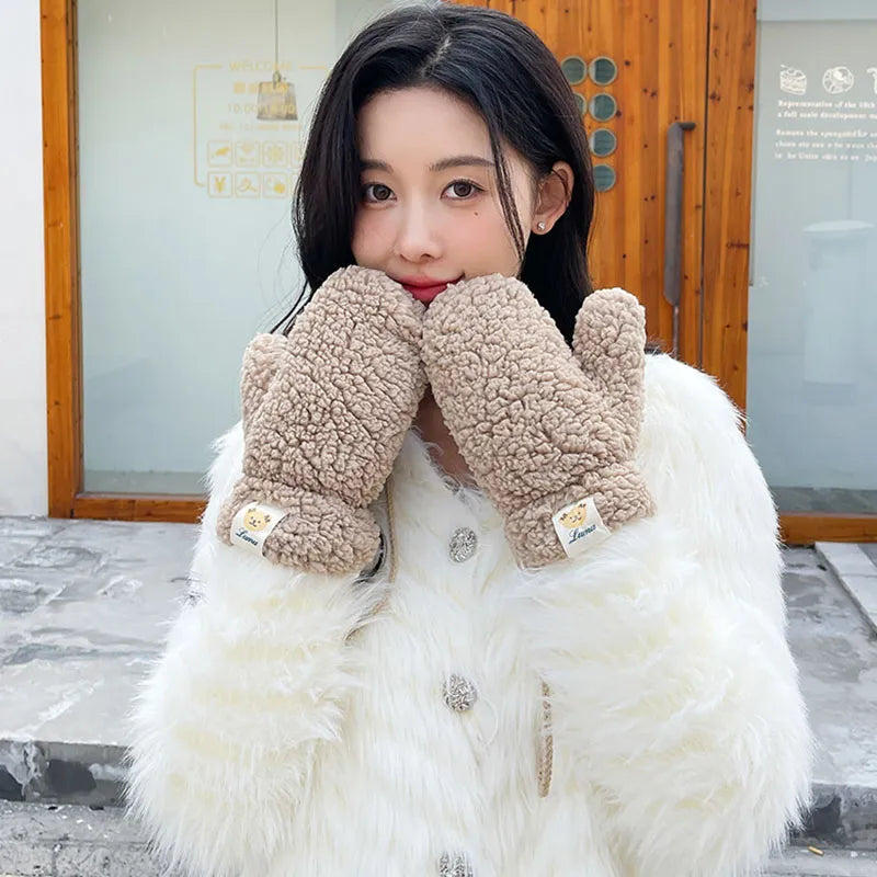 Katharina Khaki Warme Sherpa Fäustlinge für Damen | Winter Casual mit Bärenapplikation - Einheitsgrösse