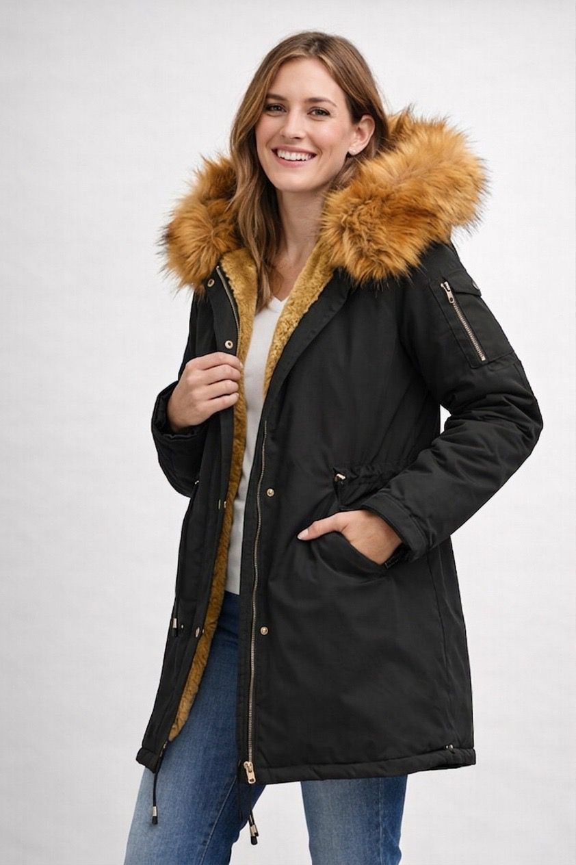 Monika Schwarz Langer Winter-Parka mit Kapuze für Damen | Kunstfellbesatz Fleecefutter Fishtail-Saum - S/M/L/XL/2XL/3XL