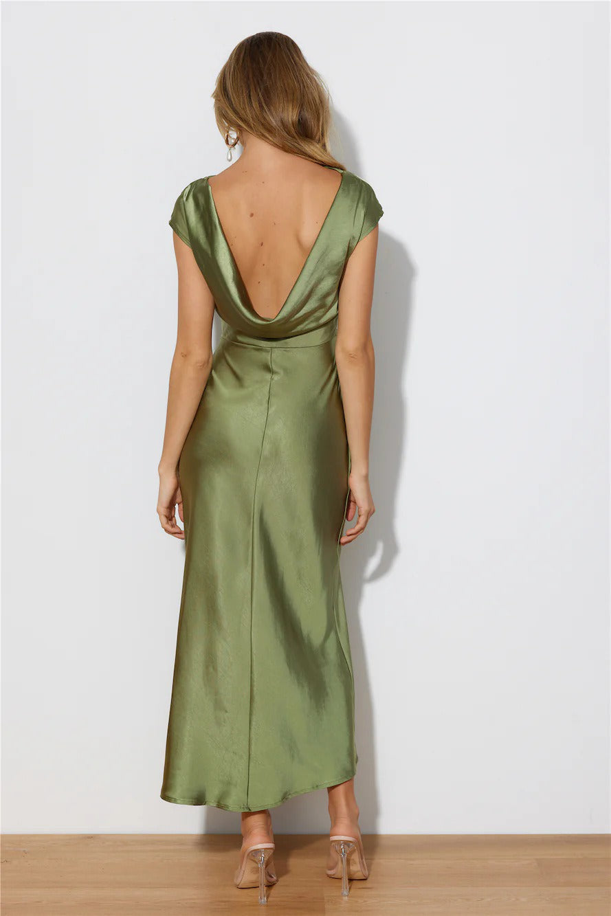 Elisabeth Rot Satin Crossover Midi Kleid für Damen | Elegante A-Linie Passform | Hochzeiten und Abendanlässe | Rückenschleife - S/M/L/XL