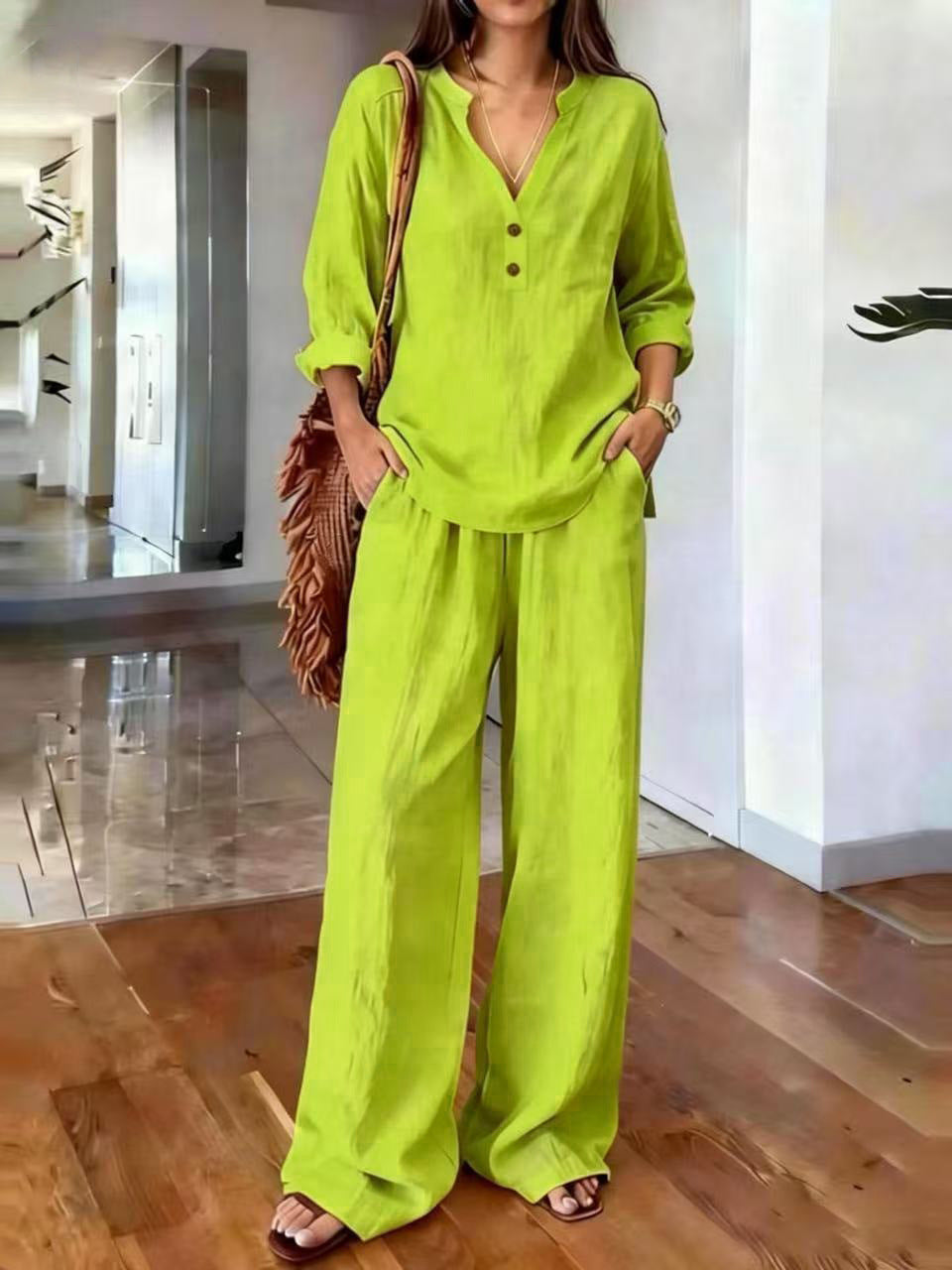 Susanne Khaki Leinen Zweiteiler V-Ausschnitt Tunika und Weithose für Damen | Eleganter Komfort | Sommerurlaub und Alltag - S-3XL