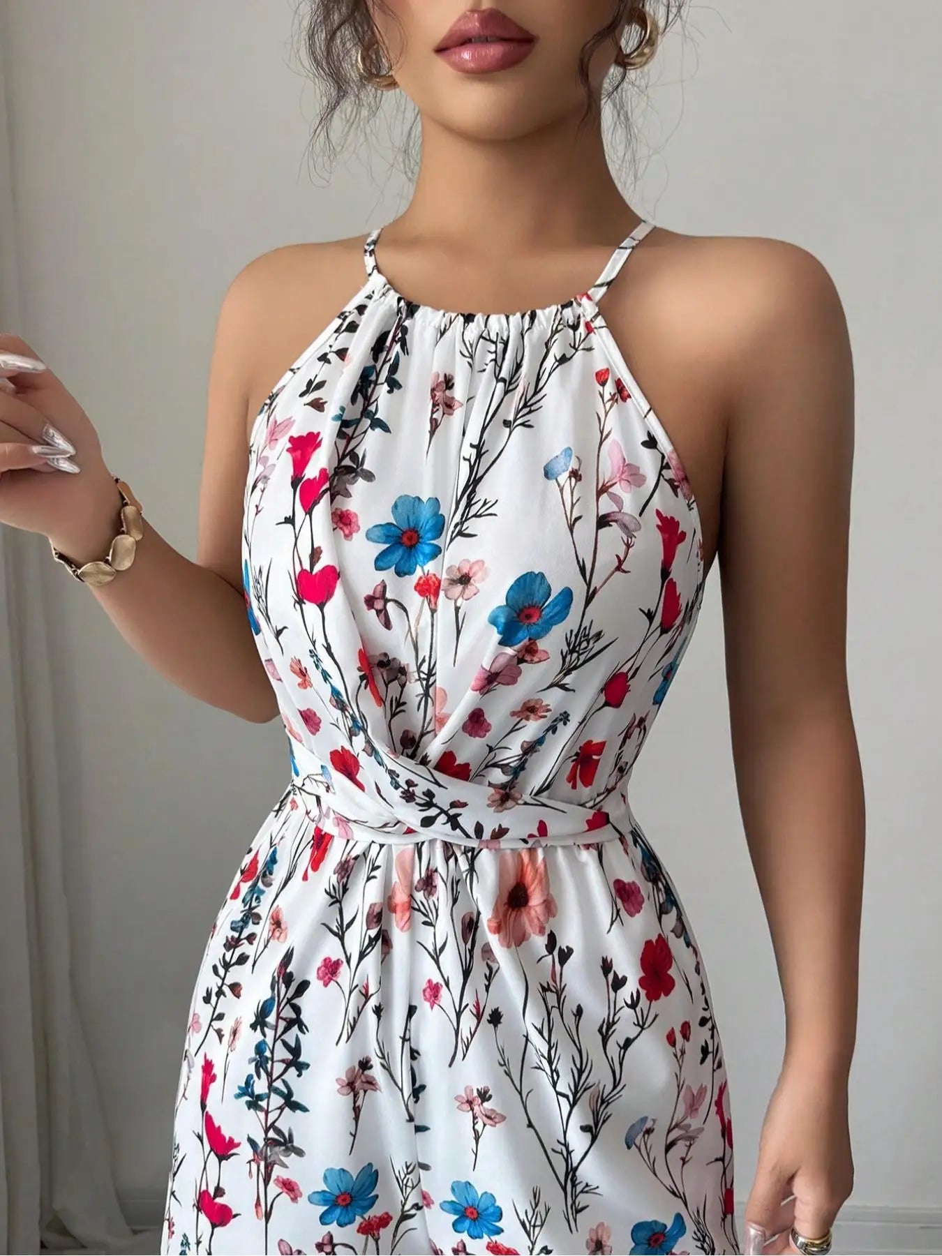 Monika Blumenweiss Geblümter Neckholder Maxi-Jumpsuit für Damen | Eleganter Weiter Beinschnitt | Sommerurlaub und Gartenpartys - S/M/L/XL/2XL
