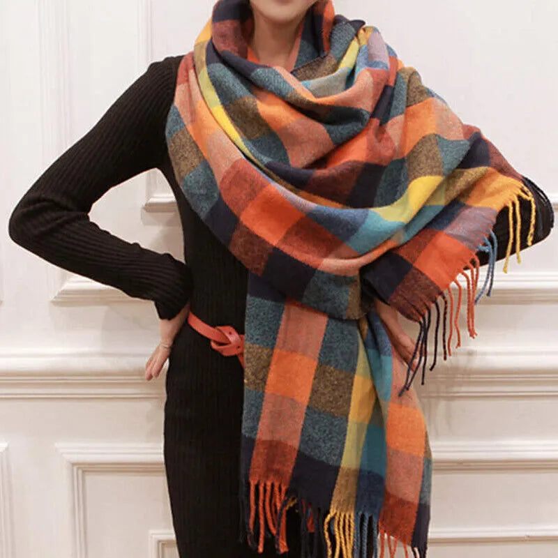 Annemarie Braun Karierter Oversize Winterschal für Damen | Karomuster mit Fransen Poncho Stil
