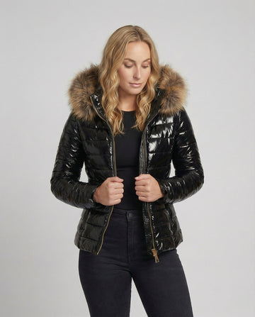 Frieda Schwarz Glänzende Taillierte Steppjacke mit Kunstfell-Kapuze für Damen | Winter Casual - S/M/L/XL/2XL/3XL