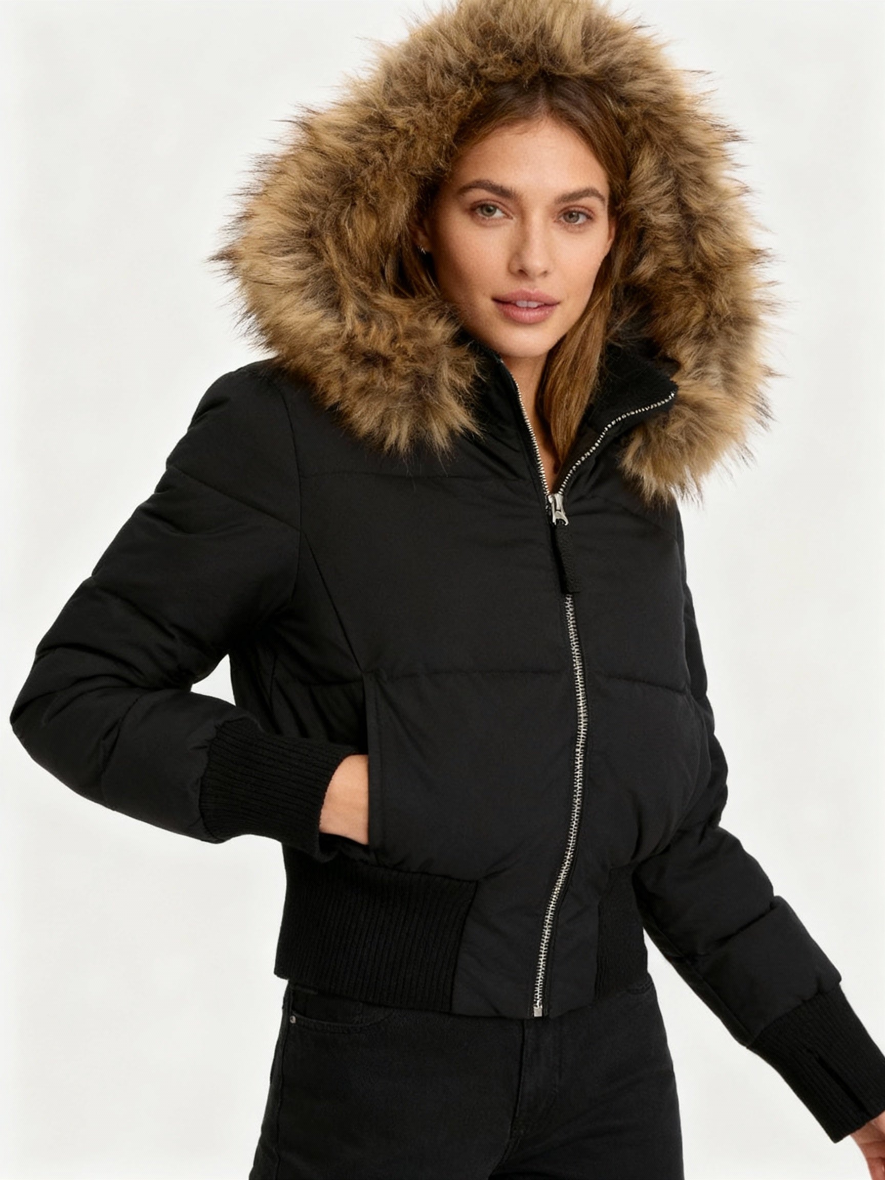 Vreni Schwarz Gesteppte Winterjacke mit Kapuze für Damen | Kunstfell-Besatz Slim Fit Winter - XXS/XS/S