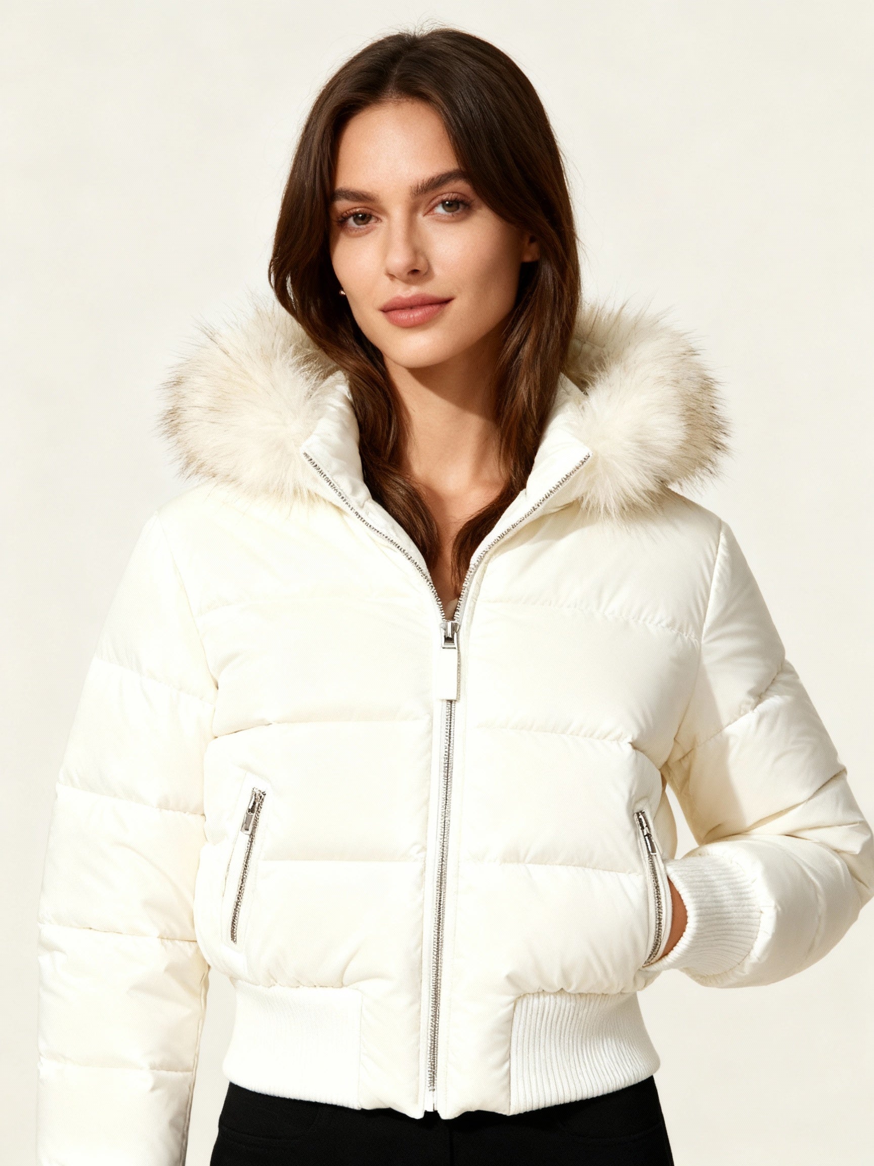 Vreni Schwarz Gesteppte Winterjacke mit Kapuze für Damen | Kunstfell-Besatz Slim Fit Winter - XXS/XS/S
